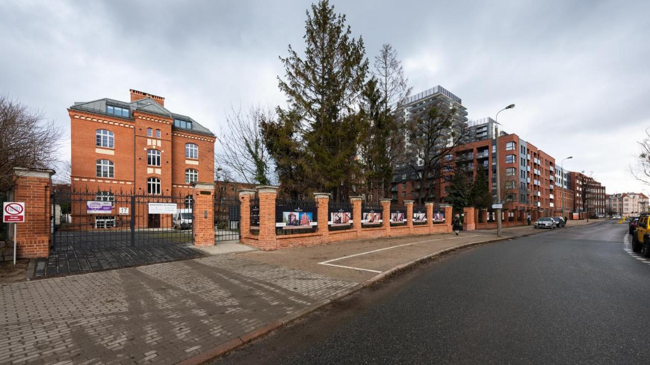 Flatbook - City Center Apartments Waterlane Vintage With Gym Гданск Екстериор снимка